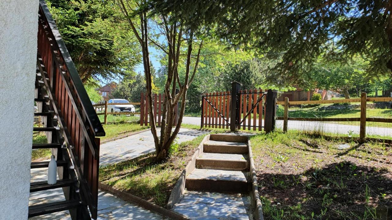 Chalet Individuel Les Sorbiers - 80M2 - Jardin - Barbecue - Wifi - Netflix - Ski & Randonnee - Pyrenees Catalanes Francaises - Eyne Dış mekan fotoğraf